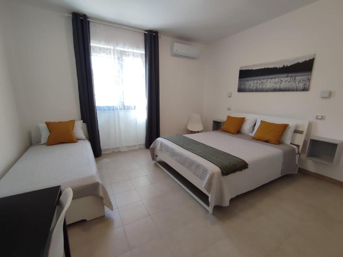 Cristian Rooms Avola Bagian luar foto